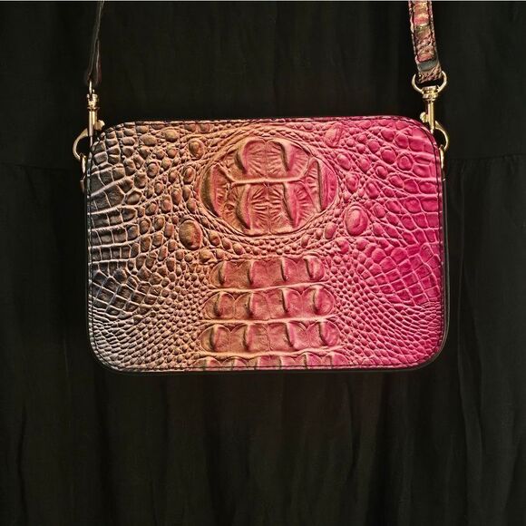 CROCODILE PATTERN OMBRE CROSSBODY - Picture 4 of 5